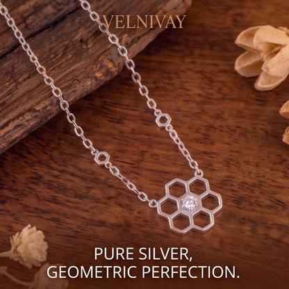 VELNIVAY Honeycomb Geometric Diamond Necklace