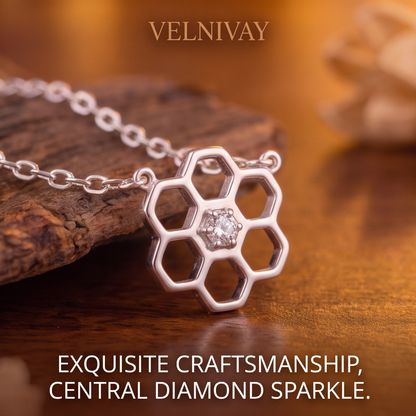 VELNIVAY Honeycomb Geometric Diamond Necklace